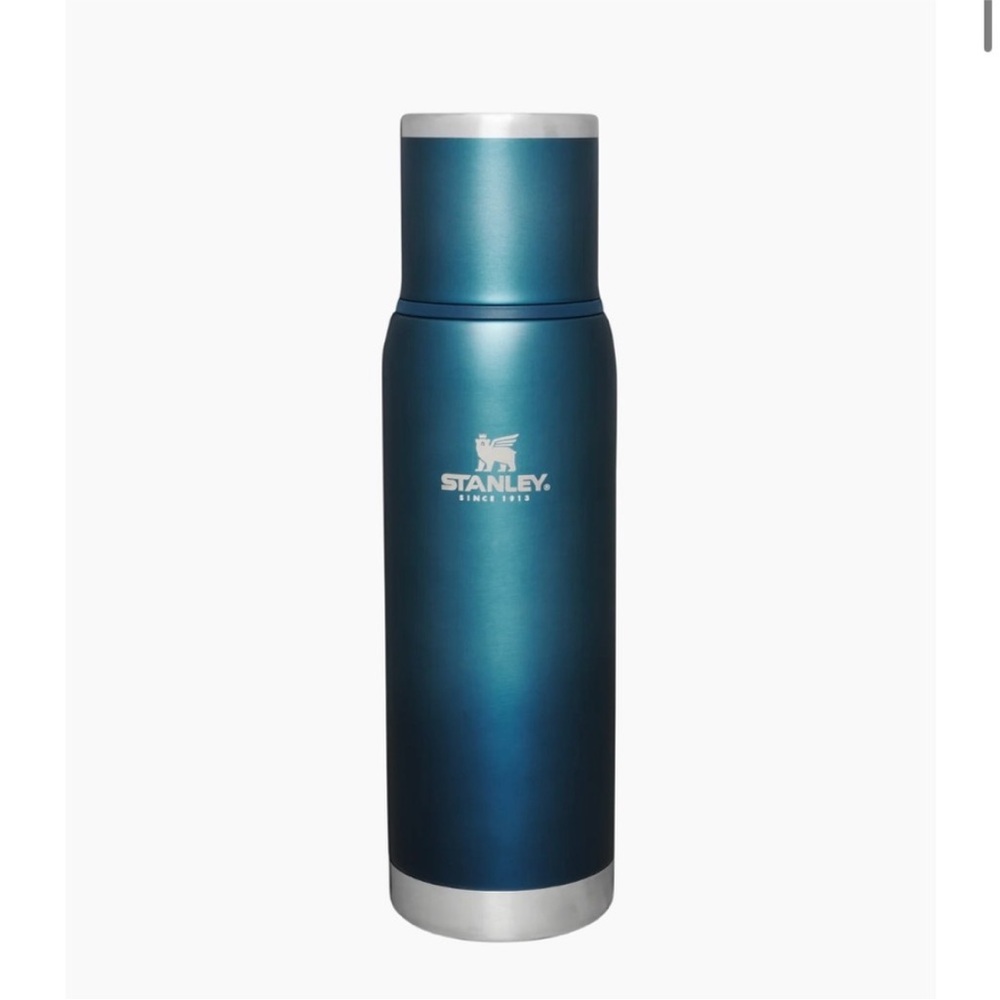Stanley Classic Blue Insulated Bottle